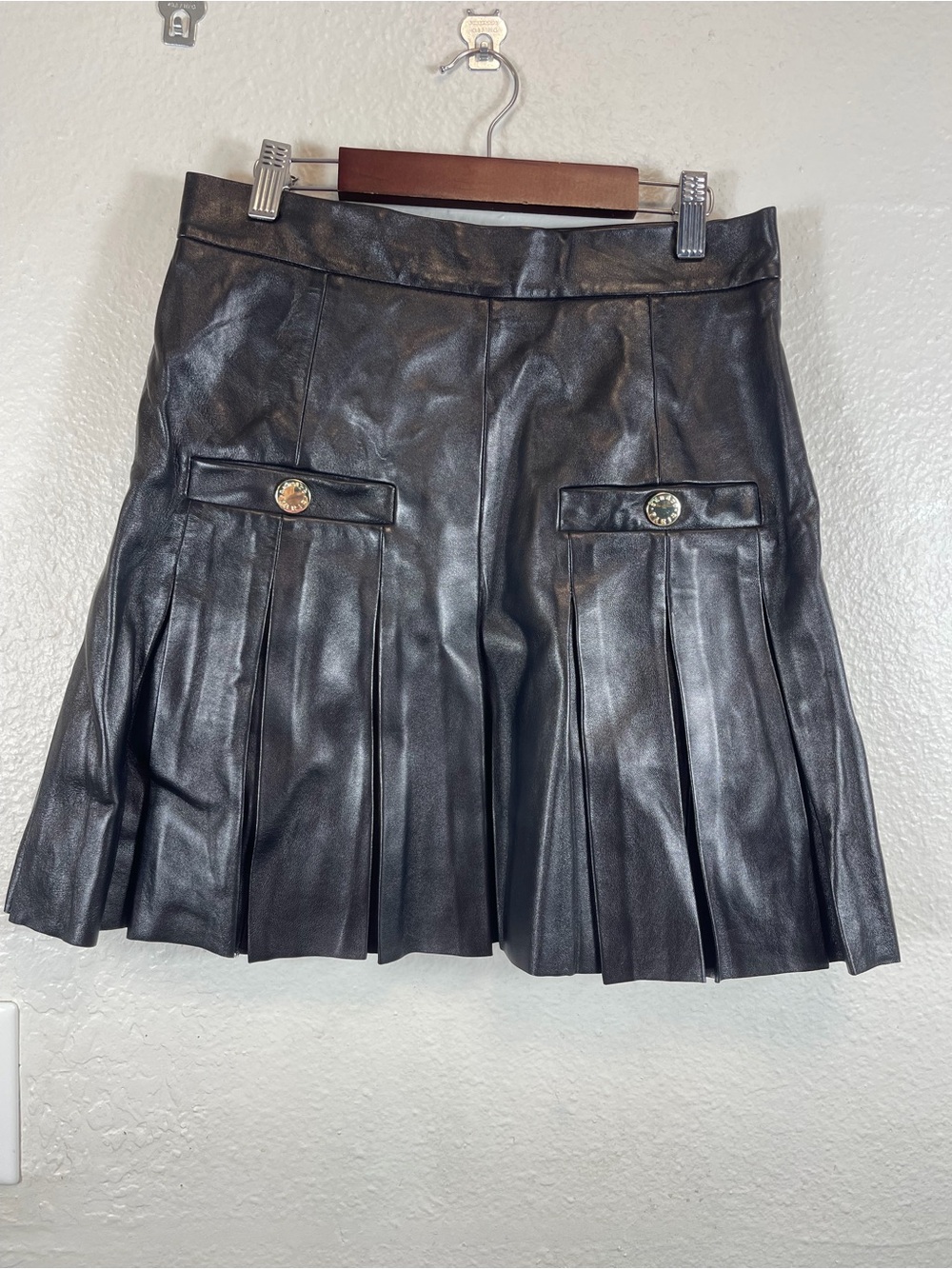 Sandro Black Lamb Leather Pleated Mini Skirt Size US 6 FR 38 UK 10